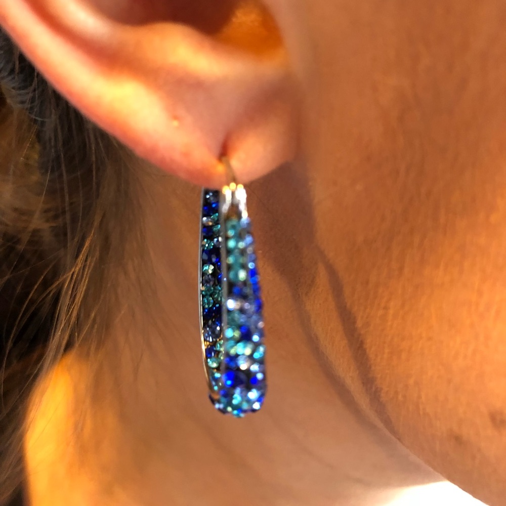 SWAROVSKI CRYSTAL BLUE INSIDE OUT HOOPS - Picture 5 of 6